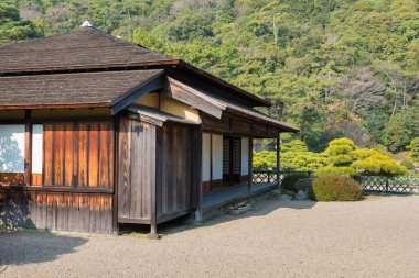Kagawa, Japonya - Takamatsu, Kagawa, Japonya 'daki Ritsurin Bahçesi. Ritsurin Bahçesi Japonya 'nın en ünlü tarihi bahçelerinden biridir..