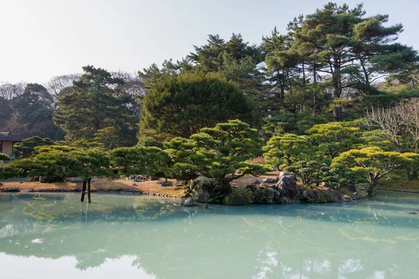 日本嘉川 日本嘉川高松的丽津花园 丽都花园是日本历史上最有名的园林之一 — 图库照片