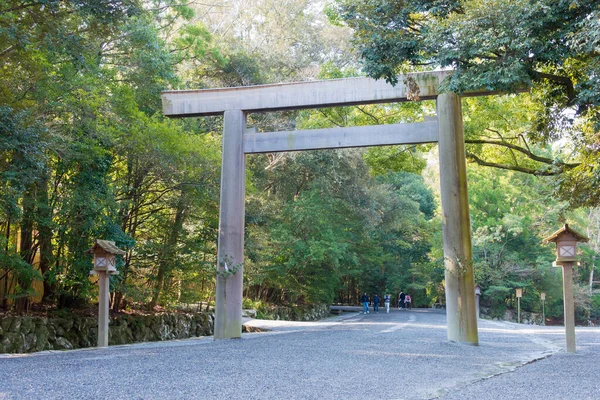 三重県 伊勢神宮 伊勢神宮内宮 の参道 三重県伊勢市 1500年以上の歴史を持つ神社です — ストック写真