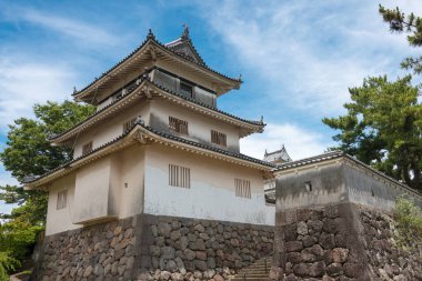 Nagasaki, Japonya - Shimabara, Nagasaki, Japonya 'daki Shimabara kalesi. Şato ilk olarak 1624 yılında inşa edildi ve 1964 yılında yeniden inşa edildi..