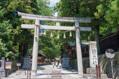 Nagano, Japonya - Suwa-taisha (Suwa Grand Shrine) Shimosha Akimiya, Shimosuwa, Nagano Bölgesi, Japonya. Suwa Taisha tapınağı 6-7. yüzyılda inşa edilen en eski tapınaklardan biridir..