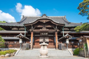 Tokyo, Japonya - Tokyo, Japonya 'daki Sengaku-ji Tapınağı. Tapınak 18. yüzyılda 47 Ronin 'in Ako olayıyla ünlü oldu..