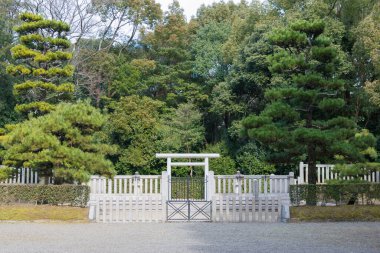 Nara, Japonya - İmparator Suizei 'nin Kashihara, Nara, Japonya' daki mozolesi. İmparator Suizei (MÖ 632 - MÖ 549), Japonya 'nın 2inci imparatoru..