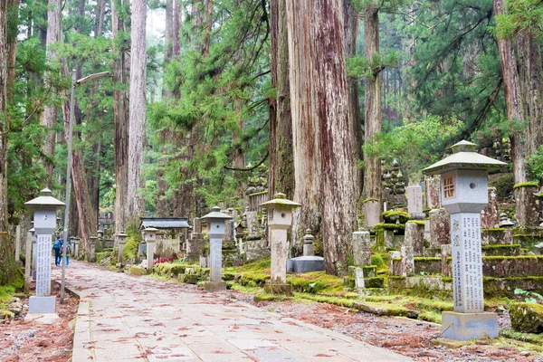 和歌山県 和歌山県高野市の奥院霊園 高野山は世界遺産 紀伊山地の霊場と参詣道 — ストック写真