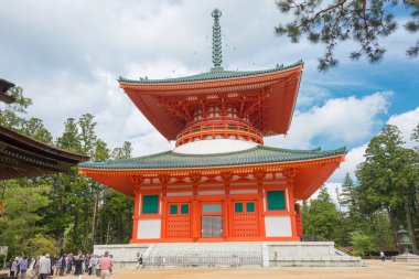 Wakayama, Japonya - Koya, Wakayama, Japonya 'daki Kongobuji Tapınağı. Koya Dağı UNESCO 'nun Dünya Mirası Bölgesi Kii Dağları' ndaki kutsal mekanlar ve hac rotalarıdır..
