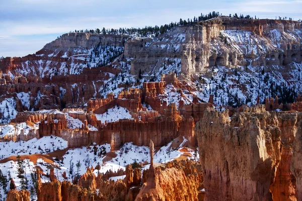 Hoo-Doos Bryce Canyon Milli Parkı, Utah gündoğumu