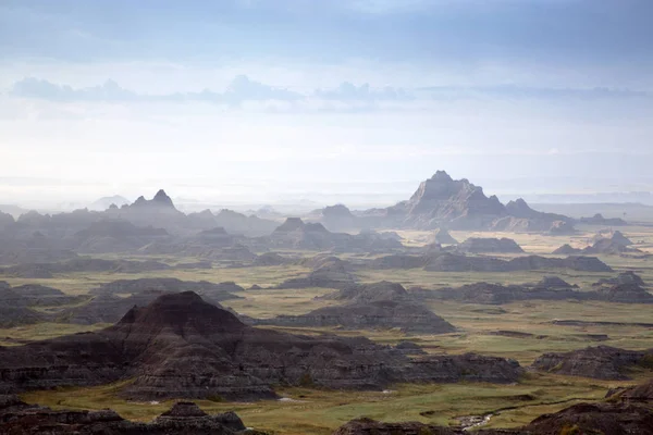 Cliff Shelf Trail Morning Fog Badlands National Park Dakota Sul — Fotografia de Stock