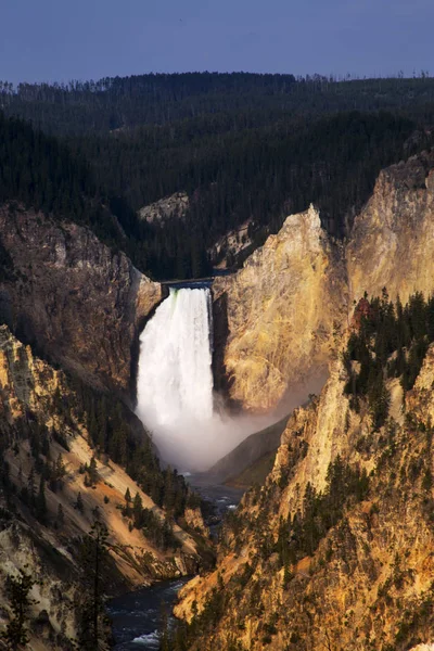 Yellowstone Lower Waterfall Afternoon Light Parque Nacional Yellowstone Wyoming — Fotografia de Stock