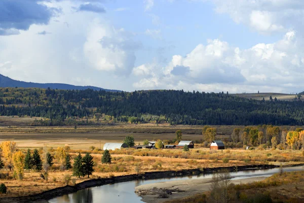 Malownicze Wyoming południowo-wschodniej części Parku Narodowego Grand Tetons — Zdjęcie stockowe