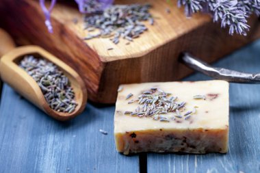 Lavanta spa ayarı. Lavanta ürünleri ile sağlıklı yaşam Tema.