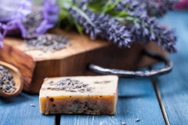 Lavanta spa ayarı. Lavanta ürünleri ile sağlıklı yaşam Tema.