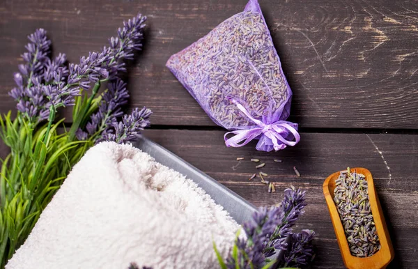 Lavendel Spa Inställning Wellness Tema Med Lavendel Produkter — Stockfoto