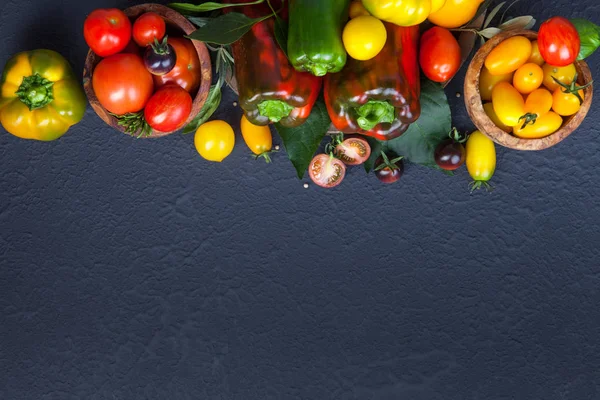 Assorted Seasonal Raw Vegetables Dark Background — Stock Photo, Image