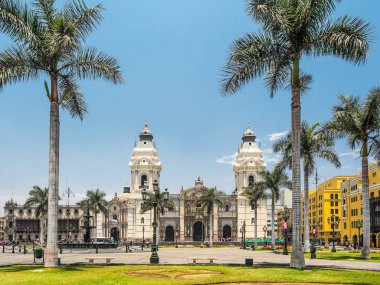 Catedral de Lima ve Plaza de Armas, Peru dönüm noktası.