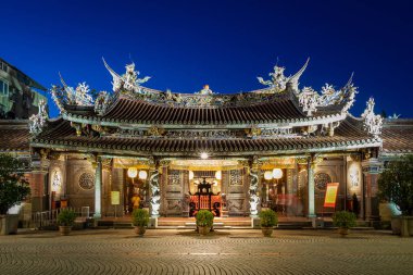 Taipei, Tayvan - 13 Haziran, 2018: Dalongdong Baoan tapınak üç büyük tapınak kapıları Taipei biridir.