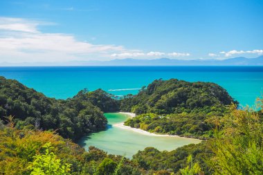 Abel Tasman Ulusal Park. (Yeni Zelanda)