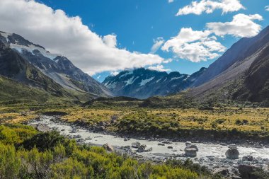 Fahişe Vadisi parçanın Yeni Zelanda Mt Cook Milli Parkı, ünlü peyzaj.