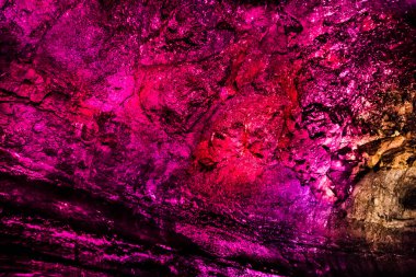 Jeju, Güney Kore - Nisan 8,2018: The Cave Manjanggul dünyanın en iyi lav tünelleri biridir ve Unesco Dünya Mirası olduğu belirlenen bir doğal anıt.