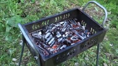 Barbekü kömür yangın duman