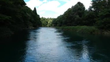 Havadan görünümü Japonya doğa nehir mavi gökyüzü manzara