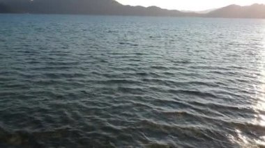 havadan görünümü dramatik gün batımı göl tazawako beach