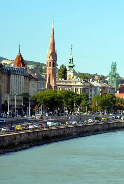 Boedapest Hongarije 2019 Torens Van Stad Waarvan Één Bij Restauratie — Stockfoto
