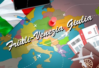 Friuli-Venezia Giulia şehir seyahat ve Turizm hedef kavramı. İtalya bayrağı ve Friuli-Venezia Giulia şehir haritası üzerindeki. İtalya kavramı harita arka plan seyahat. Bilet uçak ve Friuli-Venezia Giulia tatil İtalyan vacatio için uçuşlar