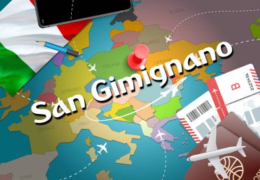 San Gimignano şehir seyahat ve Turizm hedef kavramı. İtalya bayrağı ve San Gimignano şehri harita üzerinde. İtalya kavramı harita arka plan seyahat. Bilet uçak ve San Gimignano tatil İtalyan vacatio için uçuşlar