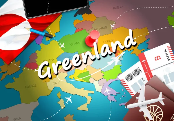Greenland seyahat kavramı harita arka plan ile uçak biletleri. Greenland seyahat ve Turizm hedef kavramı ziyaret edin. Grönland bayrak harita üzerinde. Uçak ve Sisimiut, Ilulissa Nuuk tatil için uçuşlar