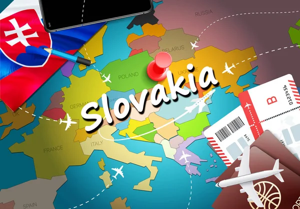 Slovakya seyahat kavramı harita arka plan ile uçak biletleri. Slovakya seyahat ve Turizm hedef kavramı ziyaret edin. Harita Slovakya bayrağı. Uçak ve Bratislava, Kosic için Slovak tatil için uçuşlar