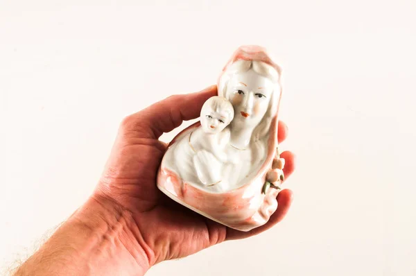 Ceramiczny Posąg Matki Boskiej Fatimskiej — Zdjęcie stockowe