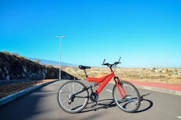 Bicicleta Montaña Mtb Suspensión Completa Roja Moderna — Foto de Stock