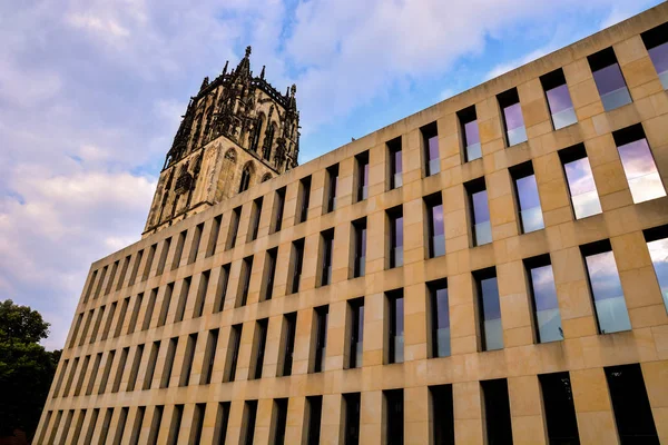 Foto Foto Arquitectura Clásica Edificio Europeo Village — Foto de Stock