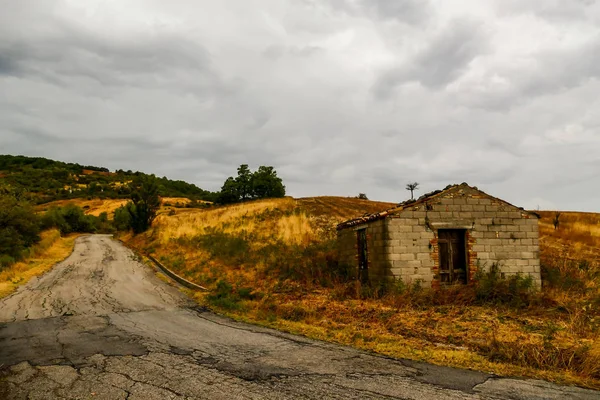 Photo Une Maison Déserte Abandonnée Extérieur — Photo