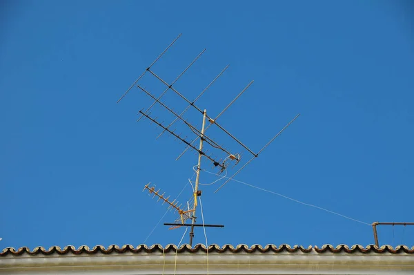 Old Television Antenna Roof Blue Sky — Stock Photo, Image