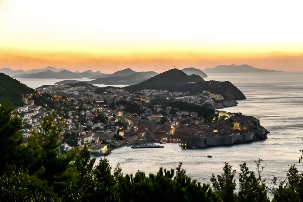 Deniz Üzerinde Gün Batımı Güzel Dijital Fotoğraf — Stok fotoğraf