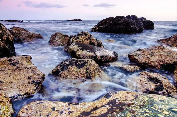 Tenerife Deki Deniz Kıyısı Nın Uzun Maruz Kalma Fotoğrafı — Stok fotoğraf