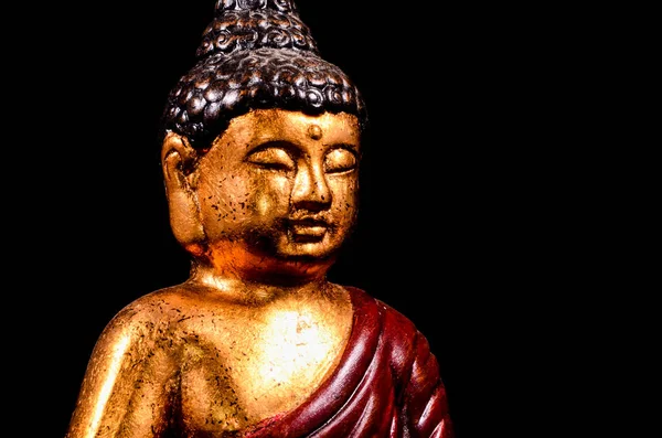 Orientalsk Buddist Statue Isolert Svart Bakgrunn – stockfoto