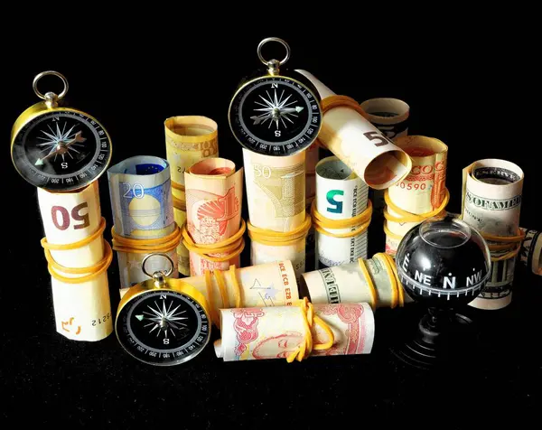 Orientare Business Compass Bani Fundal Negru — Fotografie, imagine de stoc