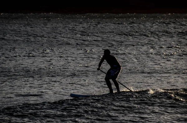 Silhuett Surfare Vid Solnedgången Teneriffa Kanarieöarna Spanien — Stockfoto