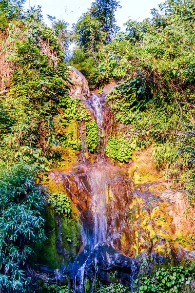 Vodopád Lese Krásný Digitální Foto — Stock fotografie
