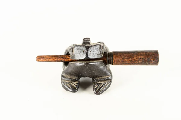 典型的なヴィンテージオリエンタル木製のカエル楽器のお土産 — ストック写真