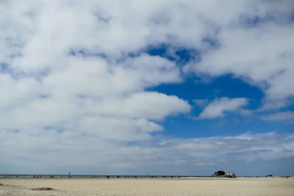 Paisaje Con Cielo Azul Nubes Hermosa Foto Digital —  Fotos de Stock