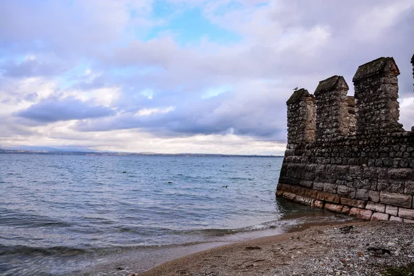 Lago Garda Mesto Sirmione View Turistická Destinace — Stock fotografie