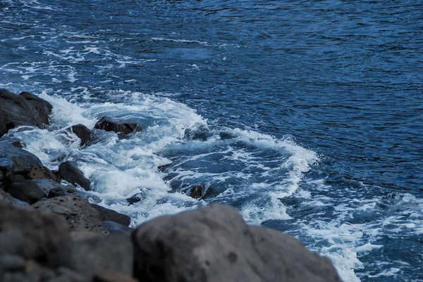 Waves Crashing Rocks Beautiful Photo Digital Picture — Stock Photo, Image