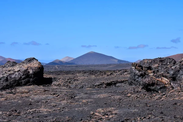 Vulkanikus Tájak Timanfaya Lanzarote Kanári Szigeteken Spanyolország — Stock Fotó