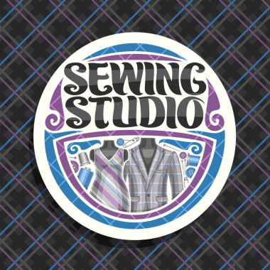 Dikiş Studio, tabela süsleri, dikiş araçları, şık erkek ceket ve kukla, fırça studio damalı zemin üzerine dikiş sözler için yazı kadın elbise ile yuvarlak beyaz için vektör logo.