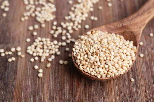 yığın organik quinua tohumları