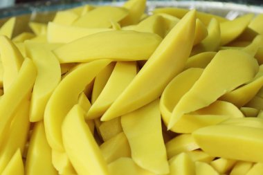 Market turşusu mango