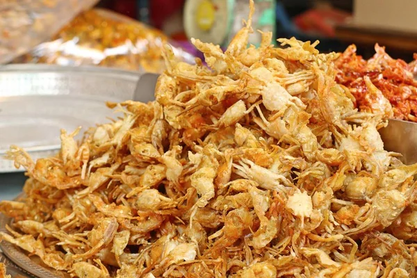 Yengeçler sokak gıda gevrek